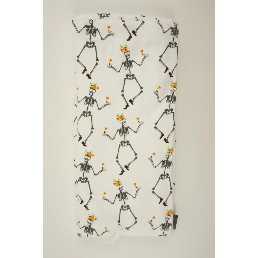 New Set of Two Boo Y'all Halloween Kitchen Towels White Texas Fall Skeleton